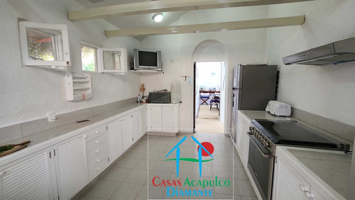 Imagen 8 de 14 de Cad Marina Brisas Casa Ticitzin. Alberca Y Jardín Privados