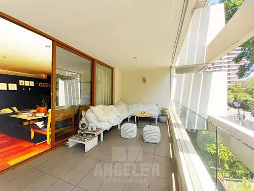 Duplex Con Jardín Y Gran Sala En Piso 1 * 3d/4b En Vitacura