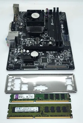 Combo Mother Asrock Am1b-m + Sempron 2650 + R3 + 4gb Ddr3 (Usado)
