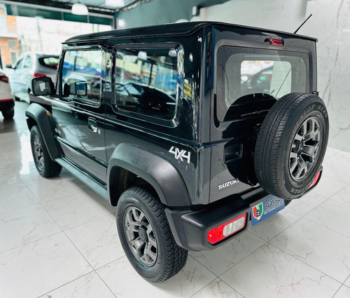 Suzuki Jimny Sierra 1.5 4you 3p