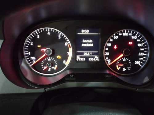 Imagem 12 de 14 de Volkswagen Spacefox 1.6 Msi Trendline 8v Flex 4p Manual