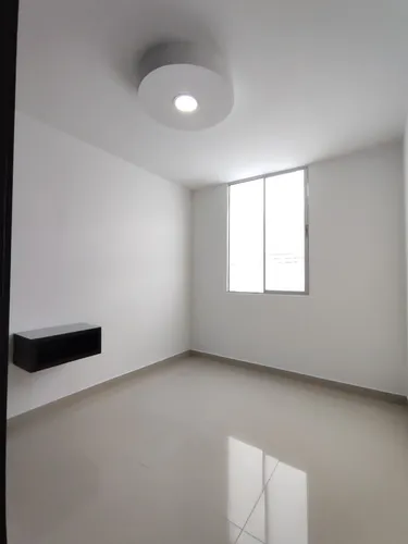 Apartamento En Arriendo En Prados Del Este. Cod A24416