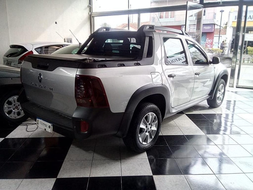 Imagen 7 de 12 de Renault Duster Oroch Outsider 1.6