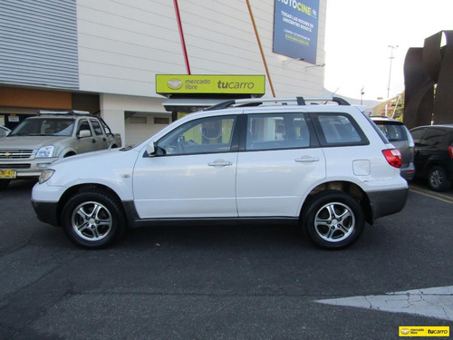 Mitsubishi Outlander 4x4 2.4 At