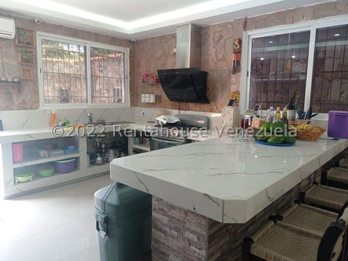 Posada En Venta Ocumare De La Costa 25-15925 Jja