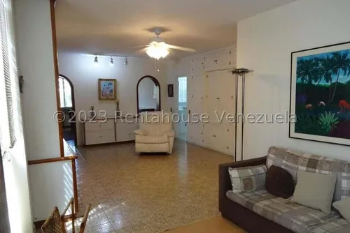Altamira, Caracas Mls #24-6855