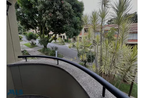 Amplia Casa Con Excelente Ubicación En Envigado!(mls#252487)