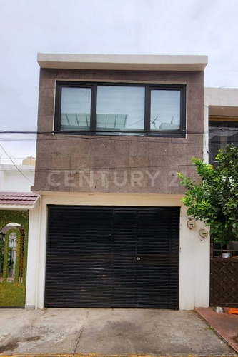 Casa En Venta En Lomas Lindas, Atizapán De Zaragoza, Edo. México