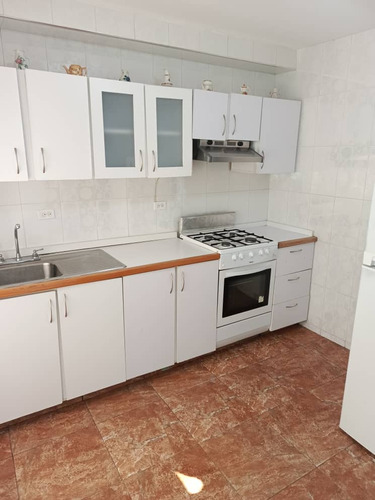 Habitación En Res. Estudiantil Montalban 1 (cerca De Ucab)