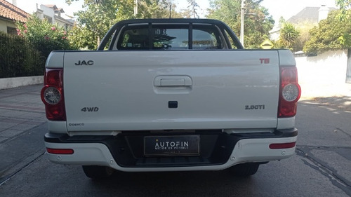 Imagen 11 de 15 de Jac T6 Dcab 4x4 2.0 Luxury 2018