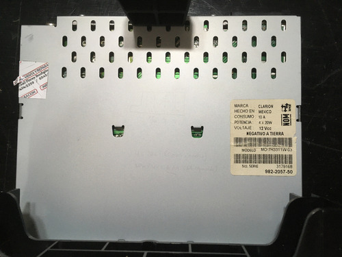 Autoestereo Clarion Vw Jetta Mk4 (mo-7h3311w-03) (Usado)