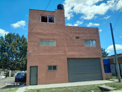 Galpon Con Departamento Y Local Comercial