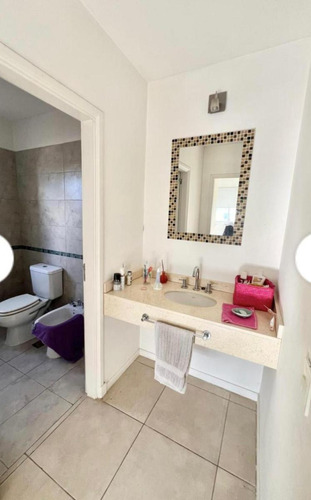 Casa En Venta - 3 Dormitorios 3 Baños - 807mts2 - Dique Luján