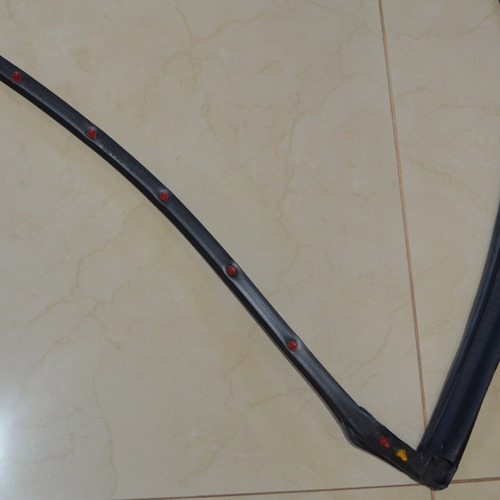 Imagem 4 de 4 de Borracha Superior Da Porta Direita Da F250