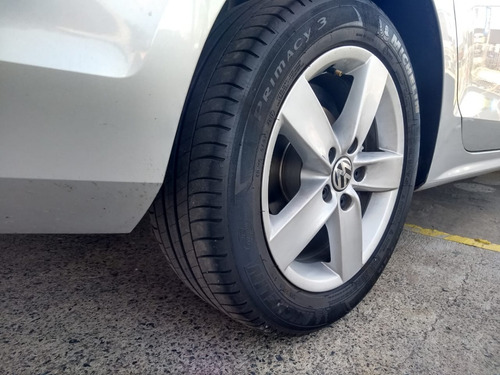 Volkswagen Vento 2.5 Advance