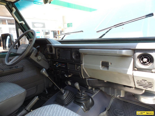 Imagen 14 de 15 de Toyota Land Cruiser 4wd