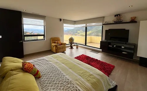 Casa En Venta En La Calera. Cod V10220069