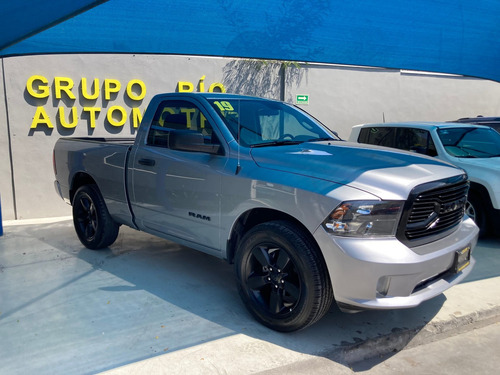 Imagen 5 de 14 de Ram 2500 2019 Hemi Sport Reg Cab 4x2 V8 6at