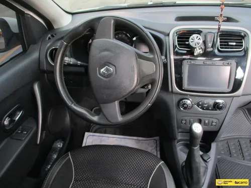 Renault Stepway 1600cc Mt Aa