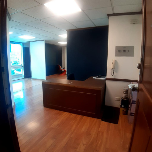 Oficinas En Arriendo Santa Barbara Alta 303-97027