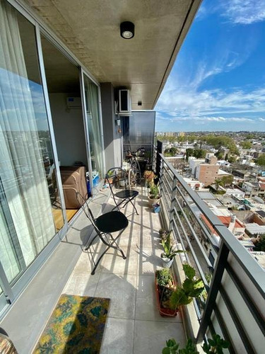 Venta- Departamento Un Dormitorio- Balcón- Macrocentro- 27 De Febrero E Italia