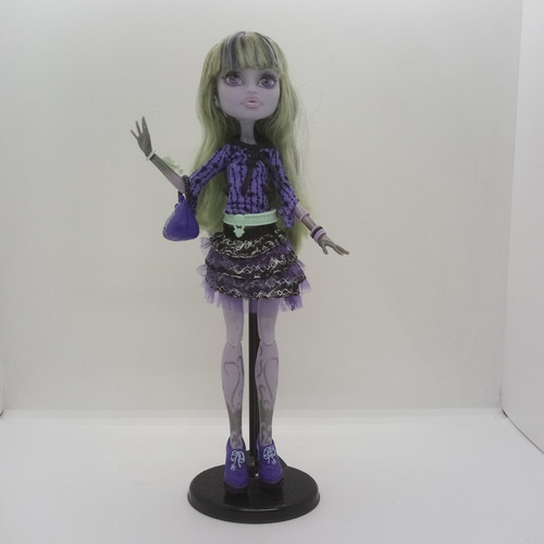 Monster High Twyla 13 Wishes (Usado)
