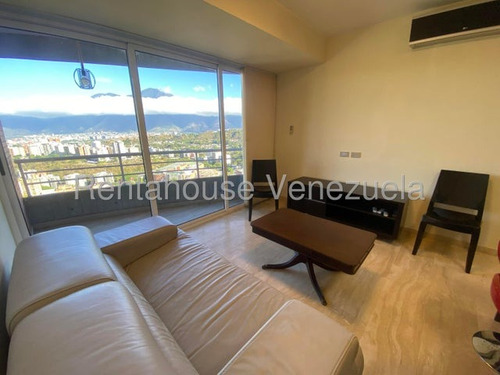 Acogedor Y Cómodo Apartamento En Alquiler. Urb. Lomas Del Sol.