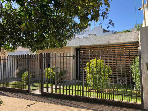 Imagen 2 de 14 de Casa En Venta En Villa Bosch