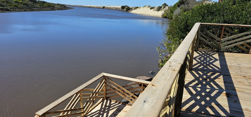 Imagen 3 de 30 de Alquiler Barra De Chuy Uruguay Con Fondo Al Arroyo
