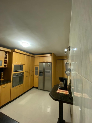 Imagen 6 de 19 de Townhouse En Venta Nueva Casarapa Los Aleros