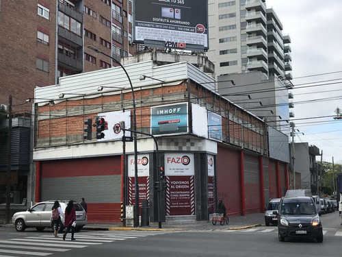 Olivos, Excelente Local Comercial En Alquiler Sobre Libertador, Apto Varios Destinos