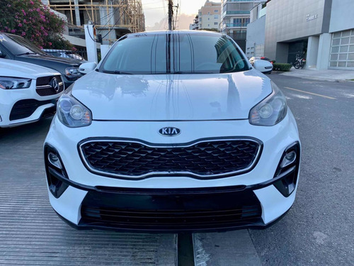 Imagen 12 de 13 de Kia Sportage Americano 2020