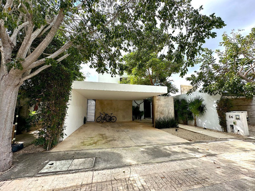 Casa De 3 Recamaras En Venta En Cholul, Mérida Yucatan