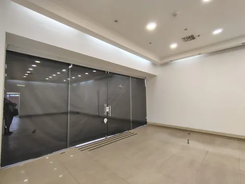 Local En Venta En San José De Bavaria. Cod V120142