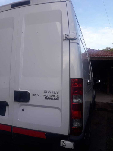 Iveco Daily 3.0 Furgon 55c16 H2 155cv 12.3m3 3300 2015