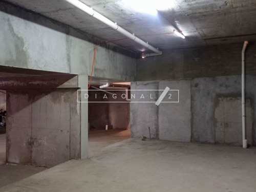 Local Comercial En Estación Central
