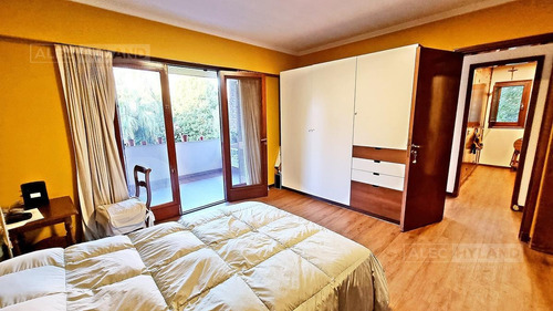 Imagen 18 de 30 de Casa Chalet Clásico En Venta Con Pileta En San Isidro- Las Lomas-jockey