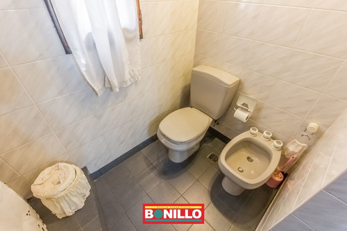 Imagen 30 de 30 de Casa 5 Ambientes Venta Villa Pueyrredon