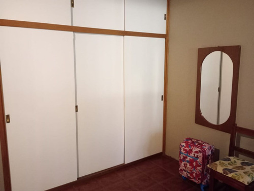 Casa 6 Ambientes, Fondo Libre. Apta Credito
