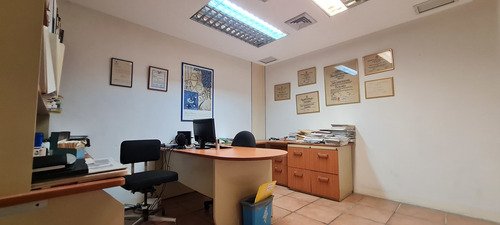 Imagen 5 de 27 de Vendo Edificio Comercial 900m2 Prados Del Este 0242