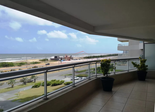 Punta Del Este - Brava - Espectacular Venta De Apartamento En Primera Línea*3 Dormitorios