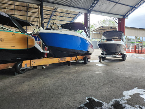 Lancha Focker 255 Gtc C/ Mercruiser 250 Hp Gasolina 2018