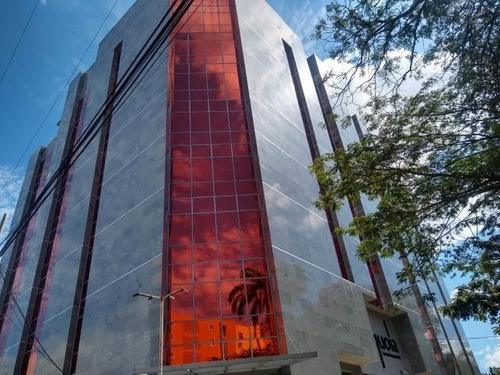 Imagen 1 de 12 de @enzococchioni.rah Local Comercial Cc Sequioa La Arboleda Maracay 22-15868