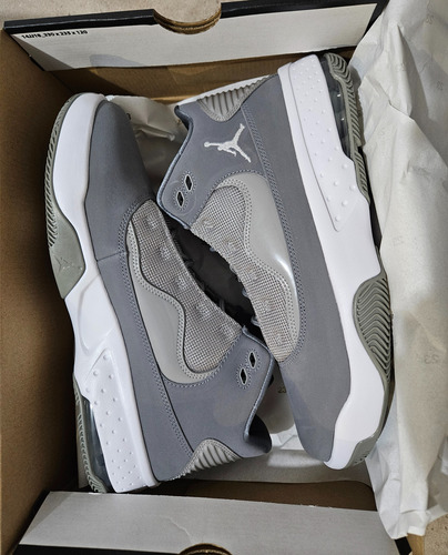 Tenis Nike Jordan Max Aura 2 (Usado)