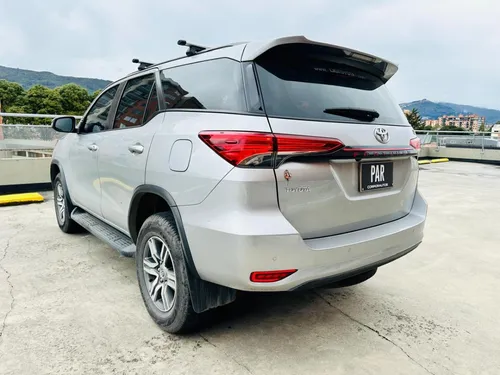 Toyota Fortuner Srv 2.4 Turbo Diesel Automatica 2022