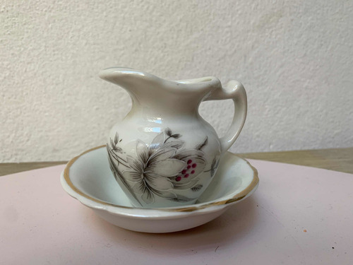 Jarrita Antigua De Porcelana  Para Limon