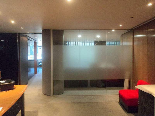 Oficinas De 370 M2 Con Renta, Excelente Estado, Recoleta, Frente A Pza Vicente López.