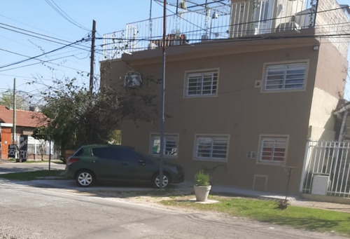 Venta De Hermoso Duplex Con Terraza En Muñiz, San Miguel