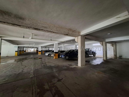 Venta Apartamento Resid Greco Urb San Jacinto Con Plata Electrica 24-28825 Gjg