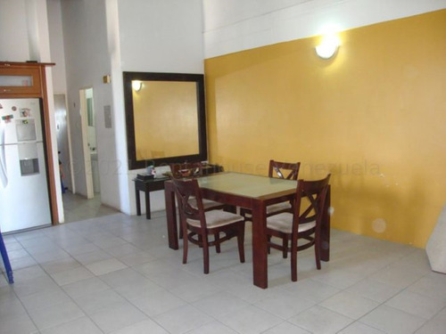 Milagros Inmuebles Apartamento Venta Cabudare Lara Av Intercomunal Barquisimeto Acarigua Economica Residencial Economico Código Inmobiliaria Rent-a-house 25-5593